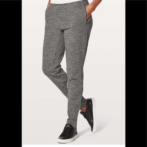 Lululemon Free to Roam Jogger